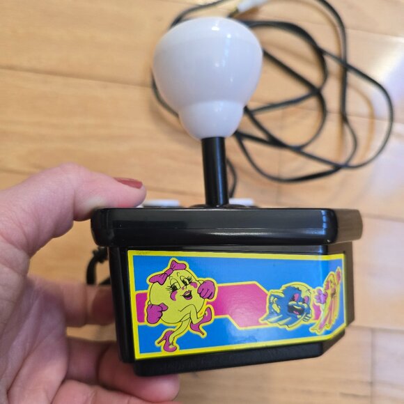 vintage 90's | Namco Ms. Pac Man Plug & Play Retro TV Arcade Video Game - Picture 3 of 8